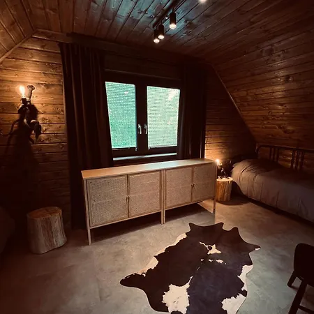 Holiday home Naturalnie - Dom Duo 2, Basen, Balia, Sauna, Jezioro,